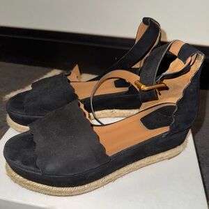 Chloé Lauren Scalloped Suede Espadrille Platform Sandals In Black